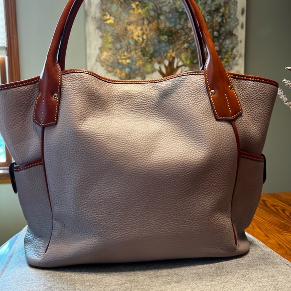 Dooney and Bourke pebble leather Kristen tote in color oyster - Picture 2 of 9